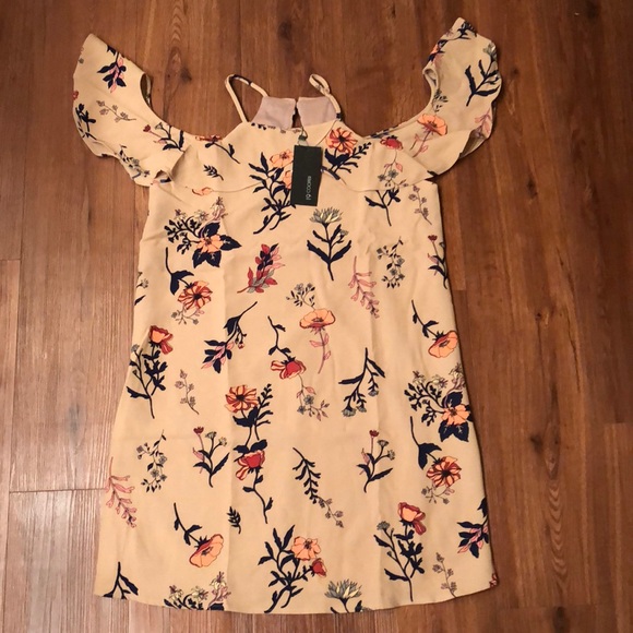 19 Cooper Taupe Floral Off Shoulder Dress - Picture 3 of 7
